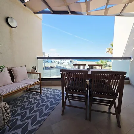 Daire Ola Cotillo! Y Sentir El Mar Desde Casa *